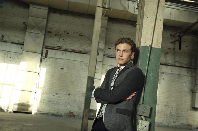 Vignette (magazine) Iain De Caestecker