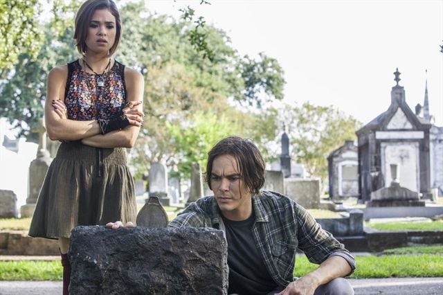 Bild Nicole Gale Anderson, Tyler Blackburn