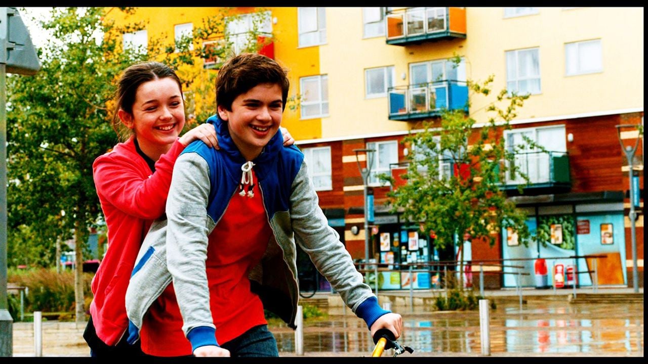 StreetDance Kids - Gemeinsam sind wir Stars : Bild Theo Stevenson, Fleur Houdijk