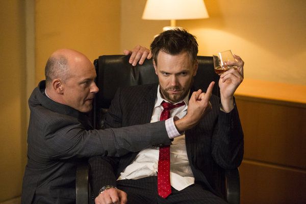 Community : Bild Joel McHale, Rob Corddry