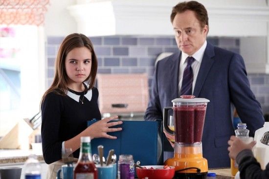 Bild Bradley Whitford, Bailee Madison