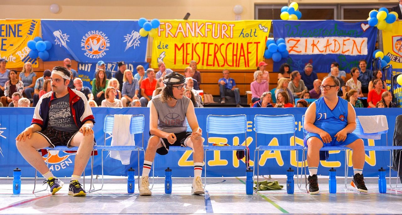 Foto zum Film Weil wir Champions sind Bild 15 auf 17 FILMSTARTS.de Foto zum Film Weil wir Champions sind Bild 15 auf 17 FILMSTARTS.de
