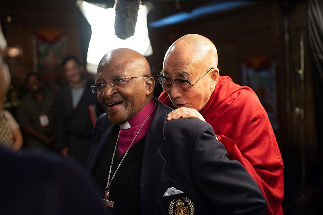 Mission: Joy - Zuversicht & Freude in bewegten Zeiten : Bild Desmond Tutu, Dalaï Lama