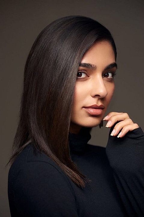 Kinoposter Nida Khurshid