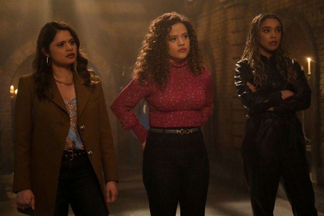 Charmed : Bild Melonie Diaz, Sarah Jeffery, Lucy Barrett