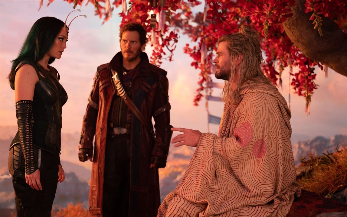 Thor 4: Love And Thunder : Bild Chris Pratt, Chris Hemsworth, Pom Klementieff