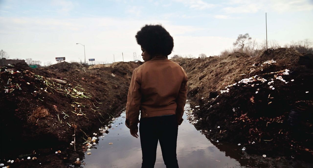 Kiss The Ground : Bild