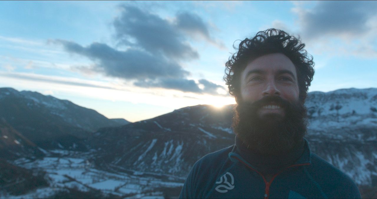 Beyond The Summit : Bild