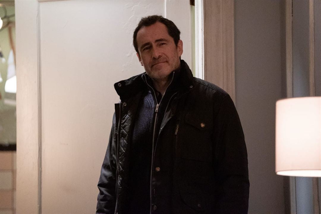 Let The Right One In : Bild Demian Bichir