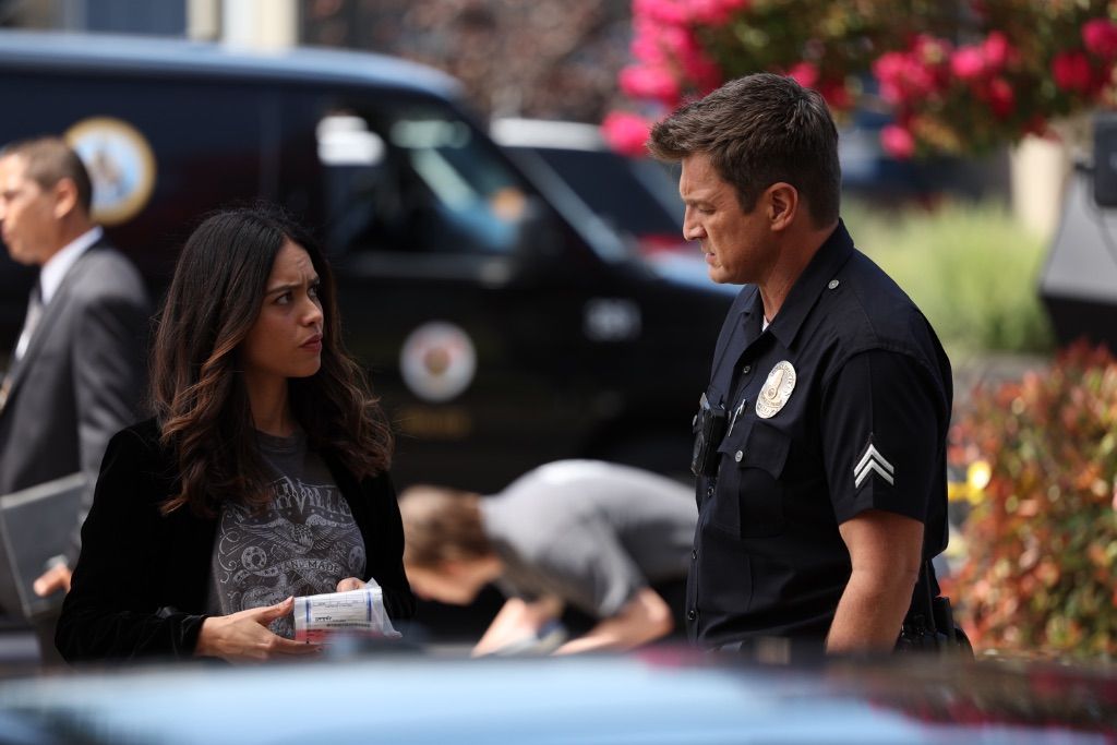 The Rookie The Rookie Bild Nathan Fillion Alyssa Diaz 16 Von 260
