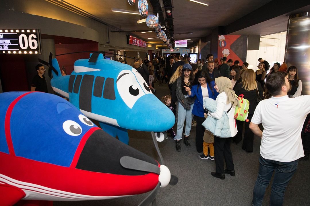 Aslan Hürküs: Görevimiz Gökbey : Bild