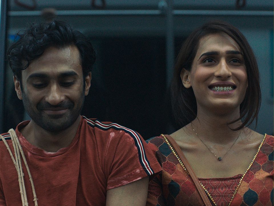 Bild Ali Junejo, Alina Khan