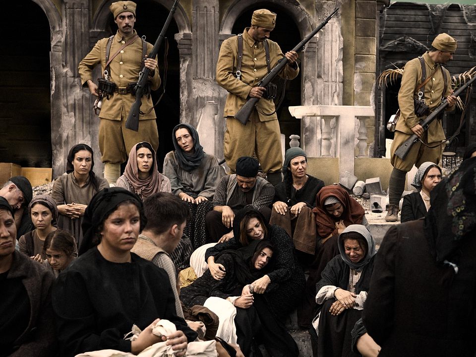 Smyrna - Eine Stadt in Flammen : Bild