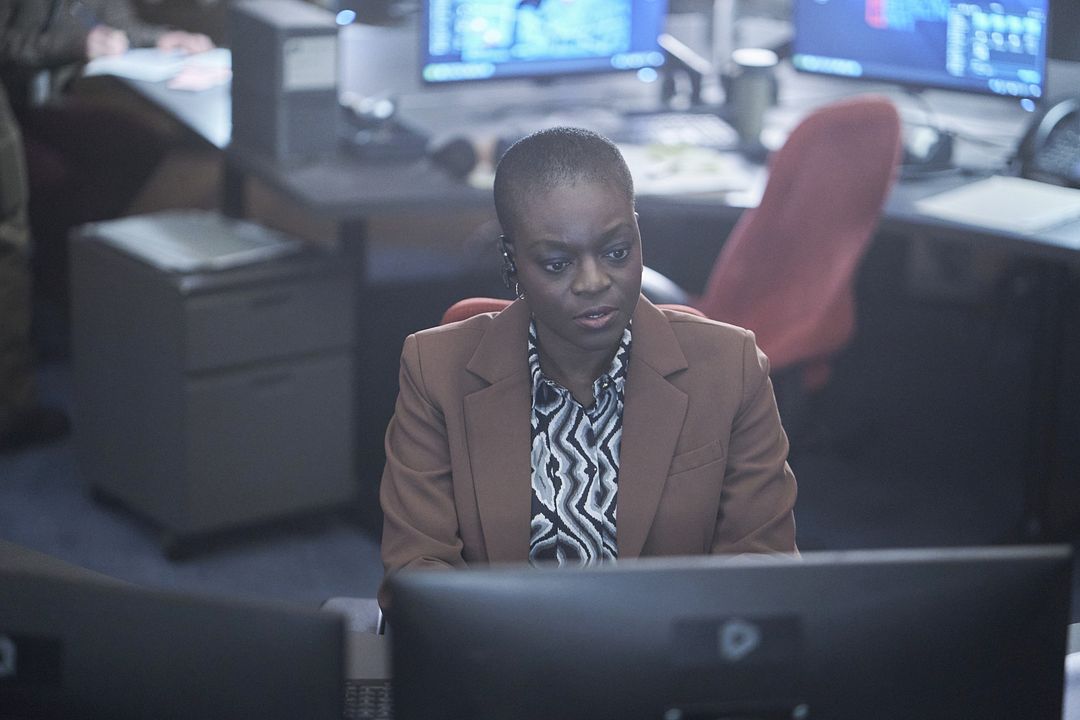 Alert : Bild Adeola Role