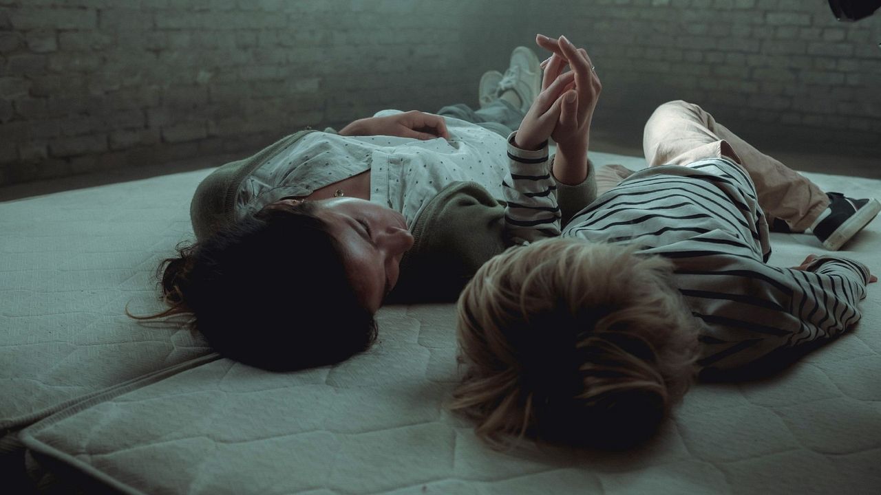 Sonderlage - Ein Hamburg-Krimi: Das Kind wird sterben : Bild Soma Pysall, Anton Landau