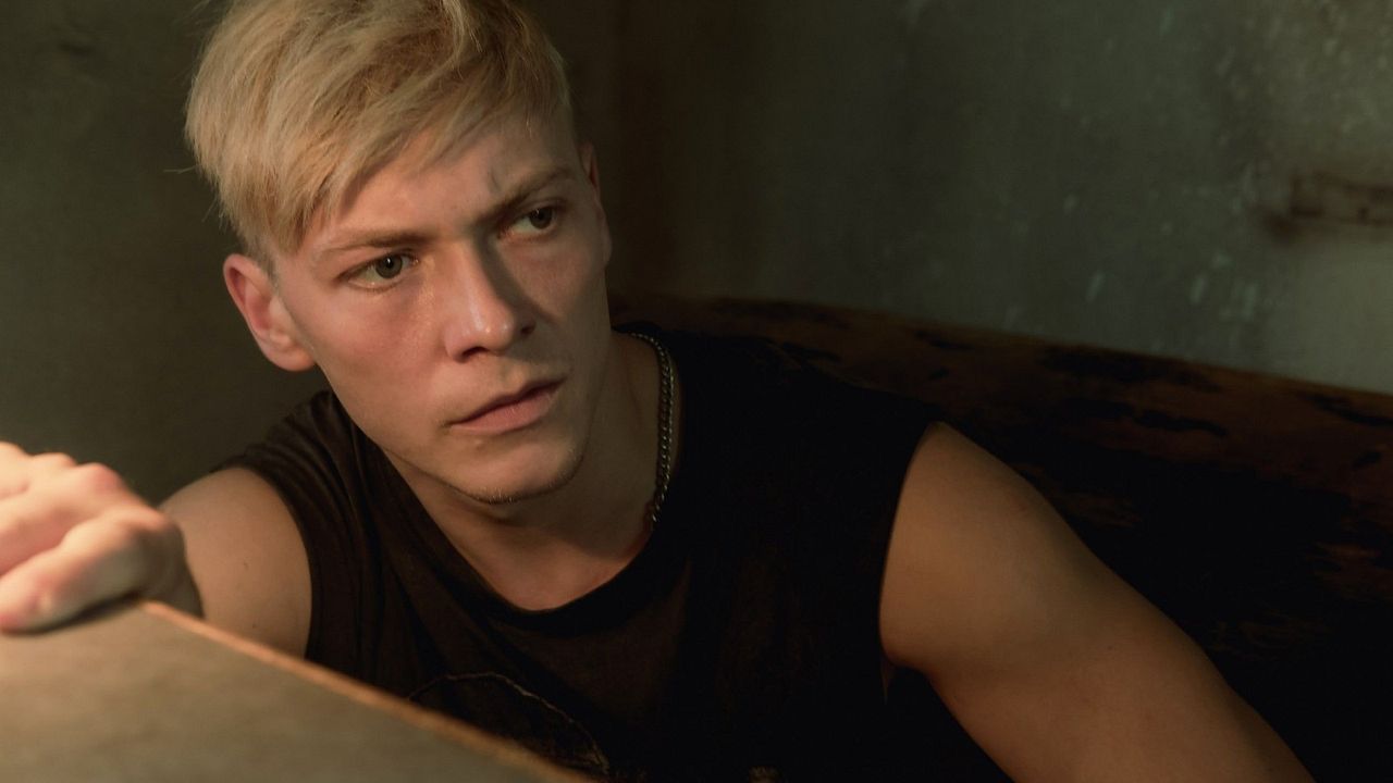 Sonderlage - Ein Hamburg-Krimi: Das Kind wird sterben : Bild Julius Nitschkoff