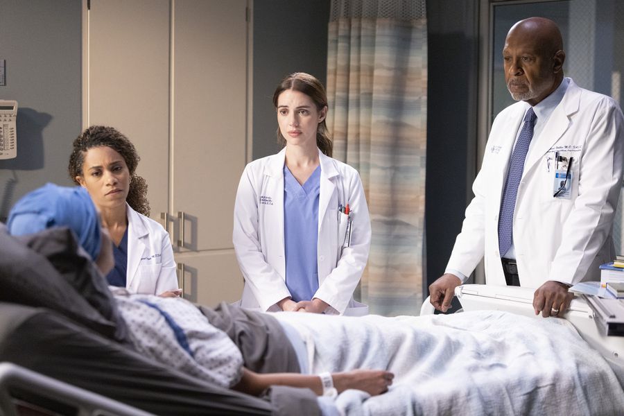 Grey's Anatomy - Die jungen Ärzte : Bild Kelly McCreary, Adelaide Kane, James Pickens Jr.