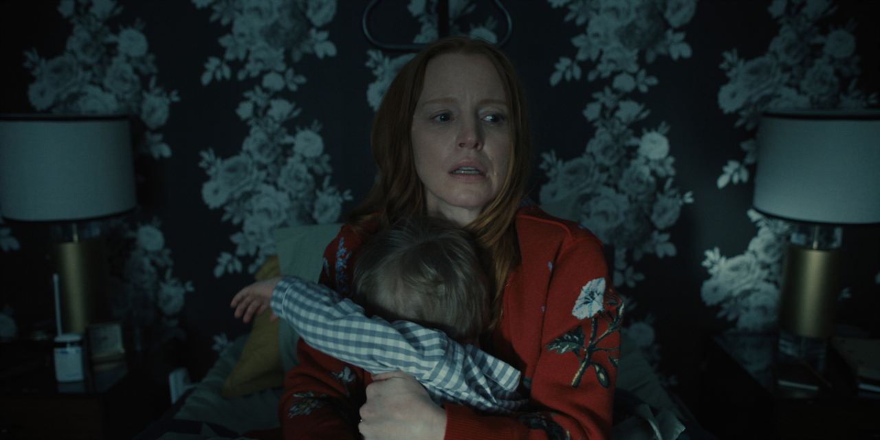 Servant : Bild Lauren Ambrose