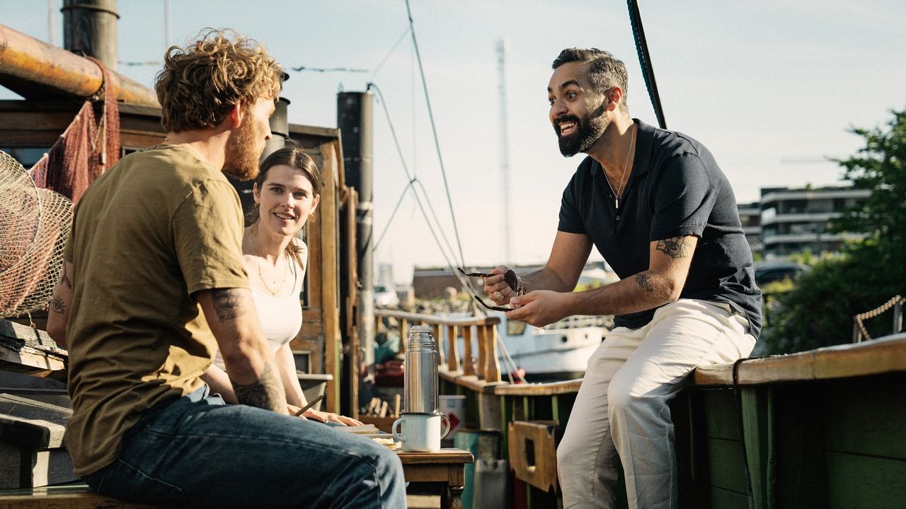 A Beautiful Life : Bild Ardalan Esmaili, Christopher, Inga Ibsdotter Lilleaas