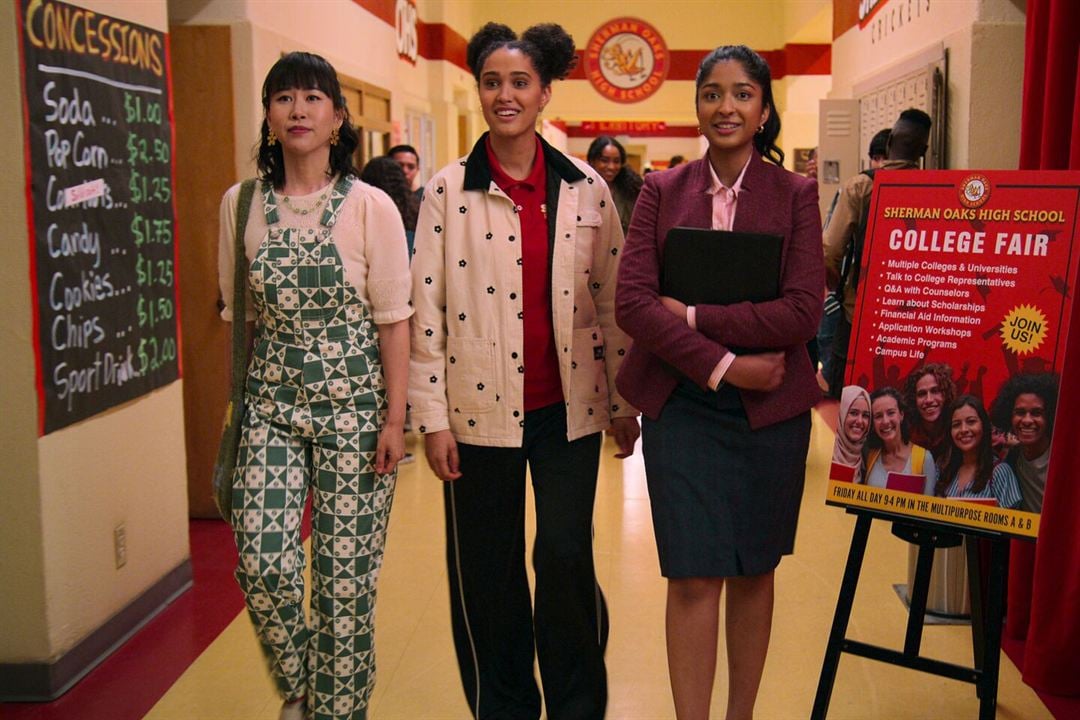Bild Maitreyi Ramakrishnan, Ramona Young, Lee Rodríguez
