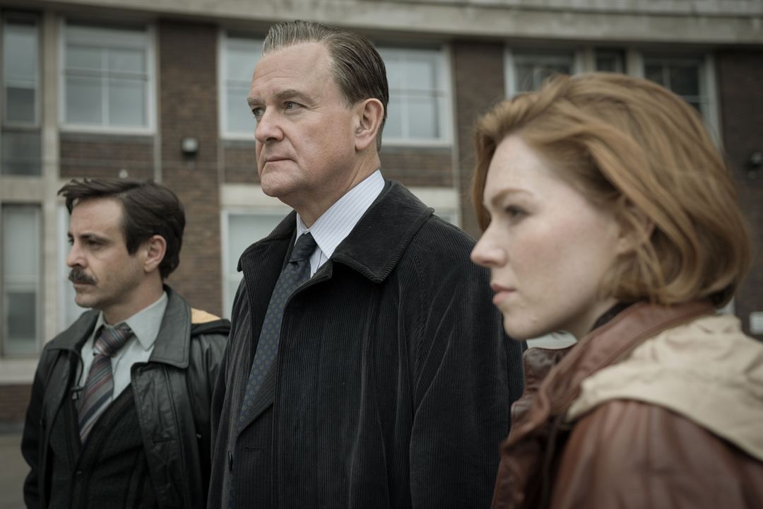 Bild Hugh Bonneville, Emun Elliott, Charlotte Spencer