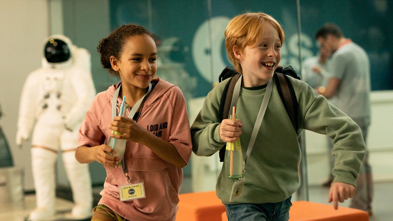 Wow! Nachricht aus dem All : Bild Ava-Elizabeth Awe, Felix Nölle