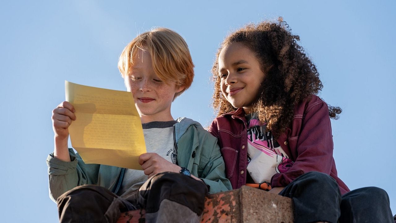 Wow! Nachricht aus dem All : Bild Ava-Elizabeth Awe, Felix Nölle