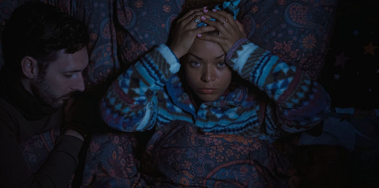 Still Up : Bild Antonia Thomas