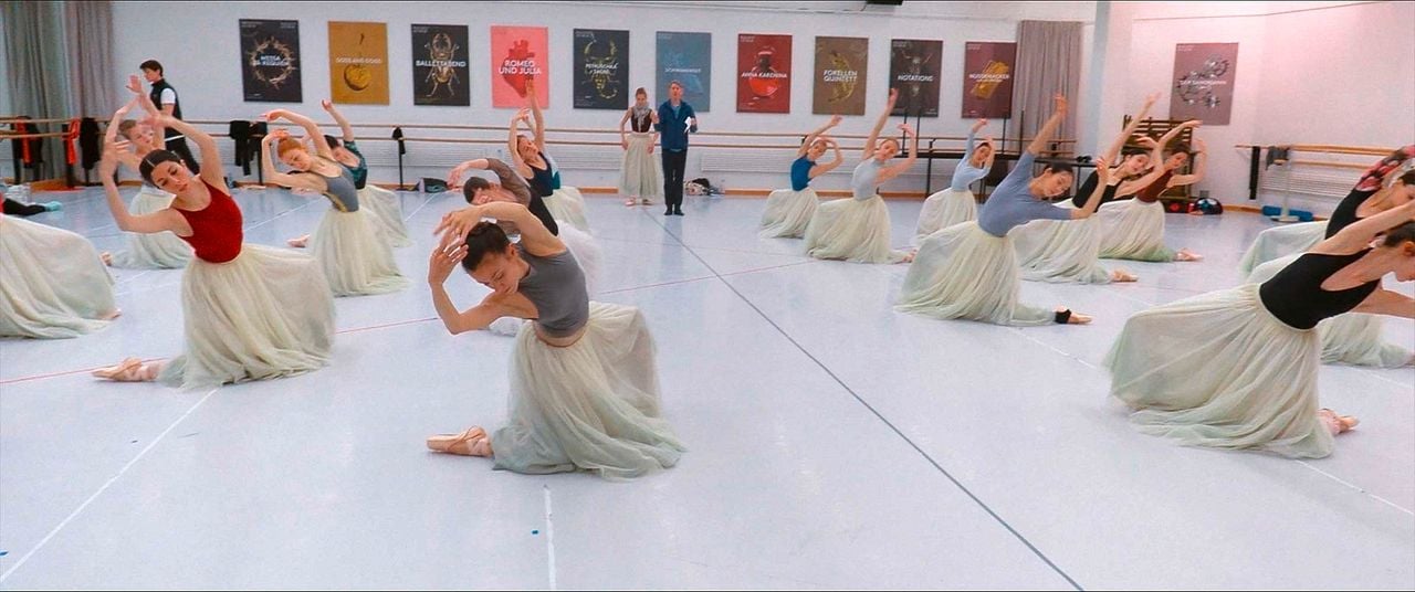 Becoming Giulia : Bild