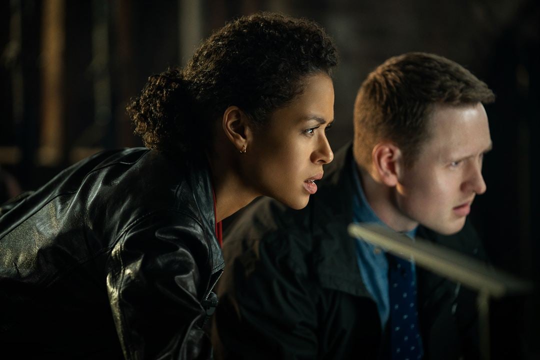 Lift : Bild Gugu Mbatha-Raw, Ross Anderson