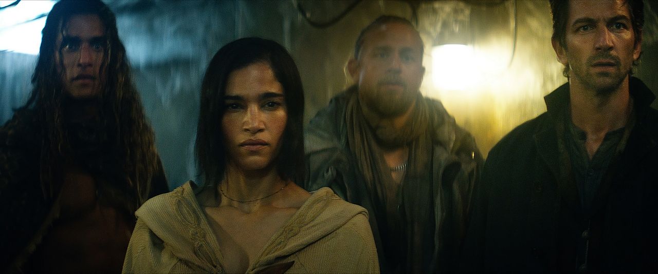 Rebel Moon - Teil 1: Kind des Feuers : Bild