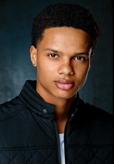 Kinoposter Elijah Roberts