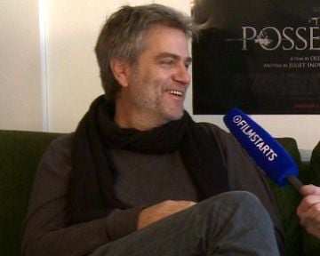 Im Interview erzählt uns Regisseur Ole Bornedal, warum er so lang wartete, bis er wieder einen Film in den USA gedreht hat. Außerdem verrät er uns, was in seinem aktuellen Film "Possession-Das Dunkle in Dir" von einer wahren Geschichte inspiriert wurde.