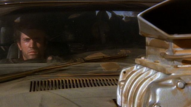 Max is back. In "Mad Max: Fury Road" sorgt Mad Max für Recht und Ordnung in einer postapokalyptischen Welt. Grund genug für uns, mal einen Blick zurückzuwerfen... auf die besten Momente der Trilogie!