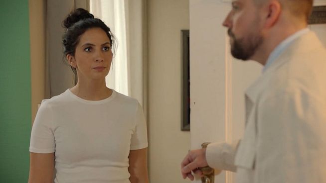 GZSZ-Vorschau heute: Laura will nichts mit John zu tun haben - TV-Starts  bei FILMSTARTS.de