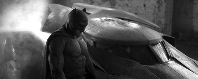 Batman V Superman Bilder Von Der Comic Con Zeigen Maske Und Umhang Des Dunklen Ritters Kino News Filmstarts De