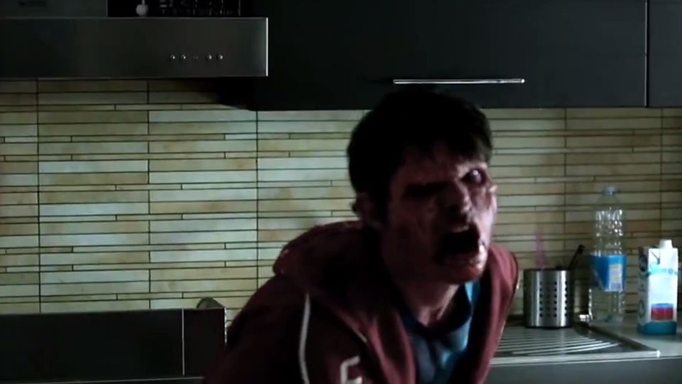 Anger Of The Dead Trailer - Anger Of The Dead Trailer OV - FILMSTARTS.de