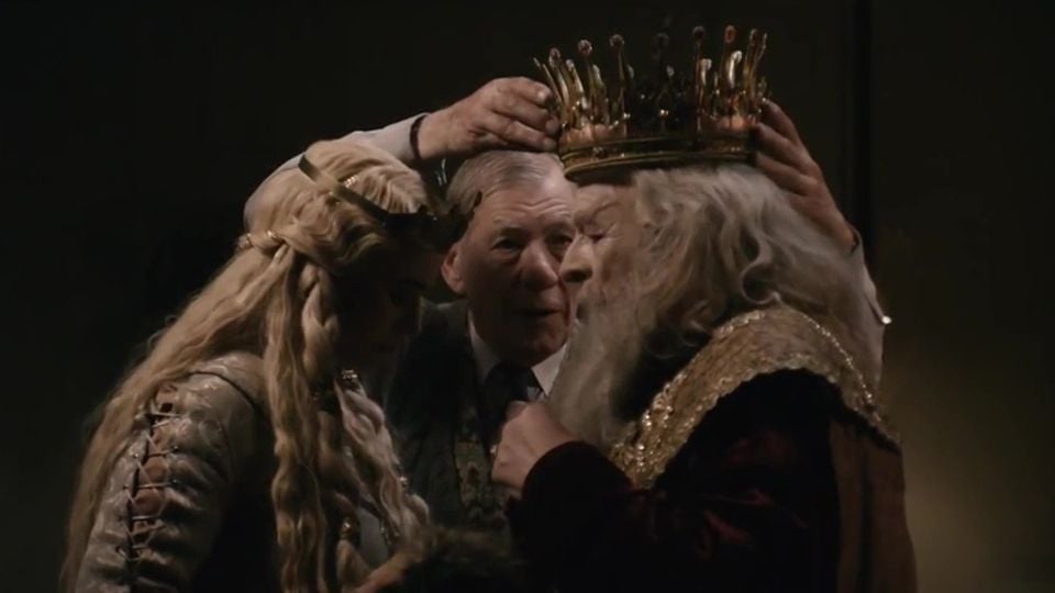 The Dresser Trailer The Dresser Trailer OV FILMSTARTS.de