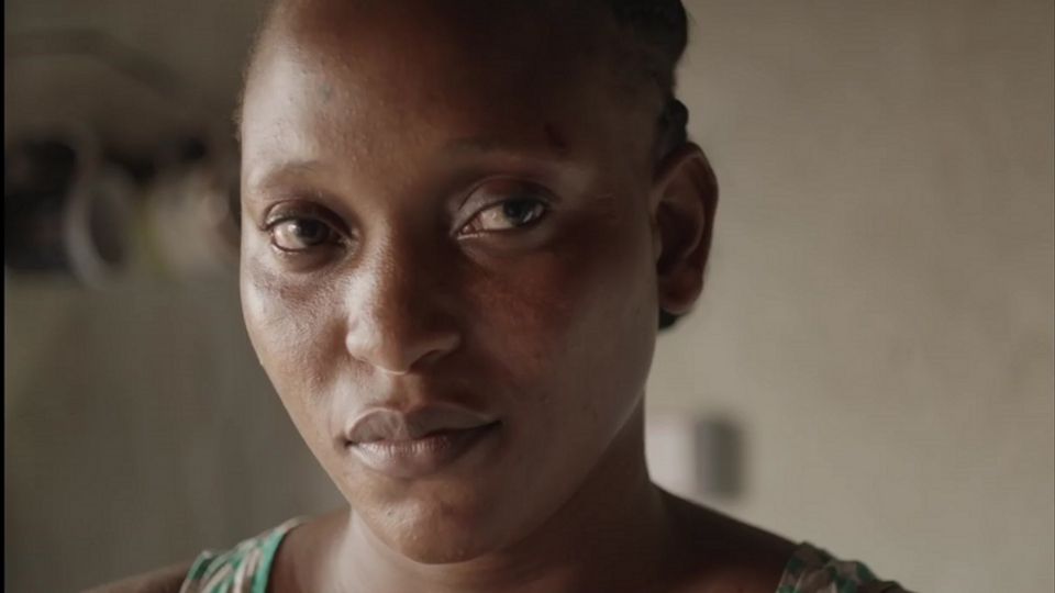Félicité Trailer Félicité Trailer (2) OV FILMSTARTS.de