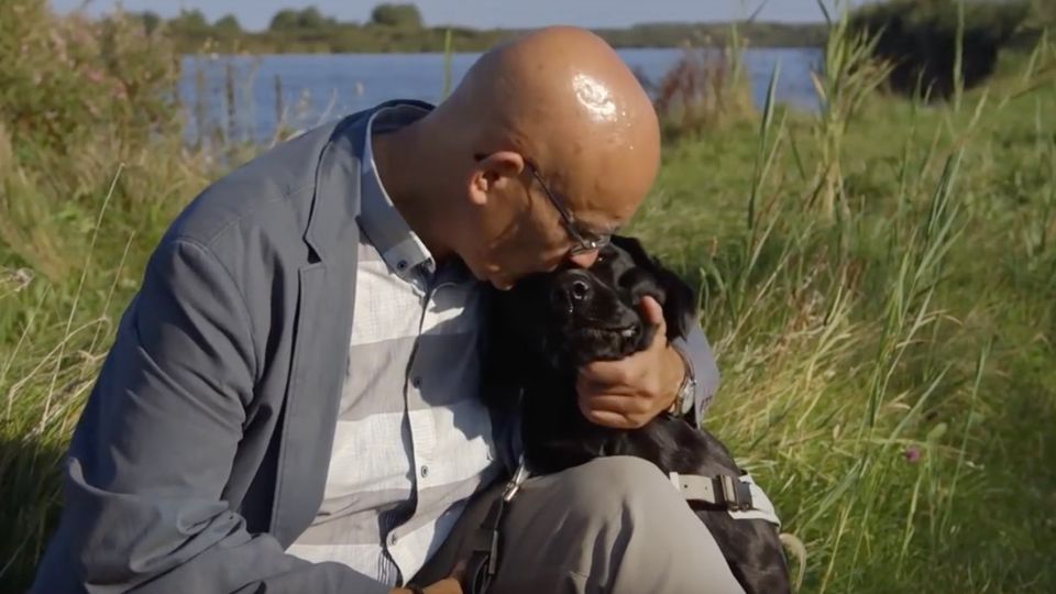 Buddy Trailer Buddy Trailer OV FILMSTARTS.de