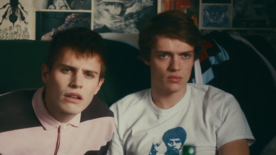 Atomic Ed Trailer - Atomic Ed Trailer OV - FILMSTARTS.de