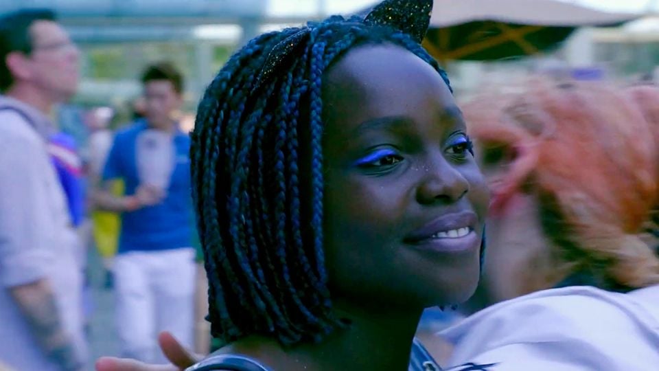 Horizont Trailer - Horizont Trailer DF - FILMSTARTS.de