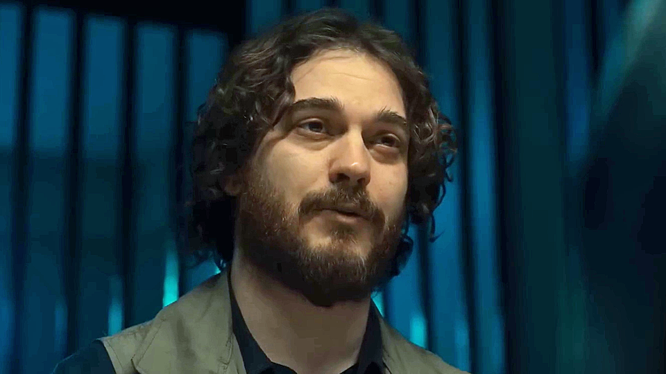 Kübra Trailer OmeU Trailer Kübra FILMSTARTS.de